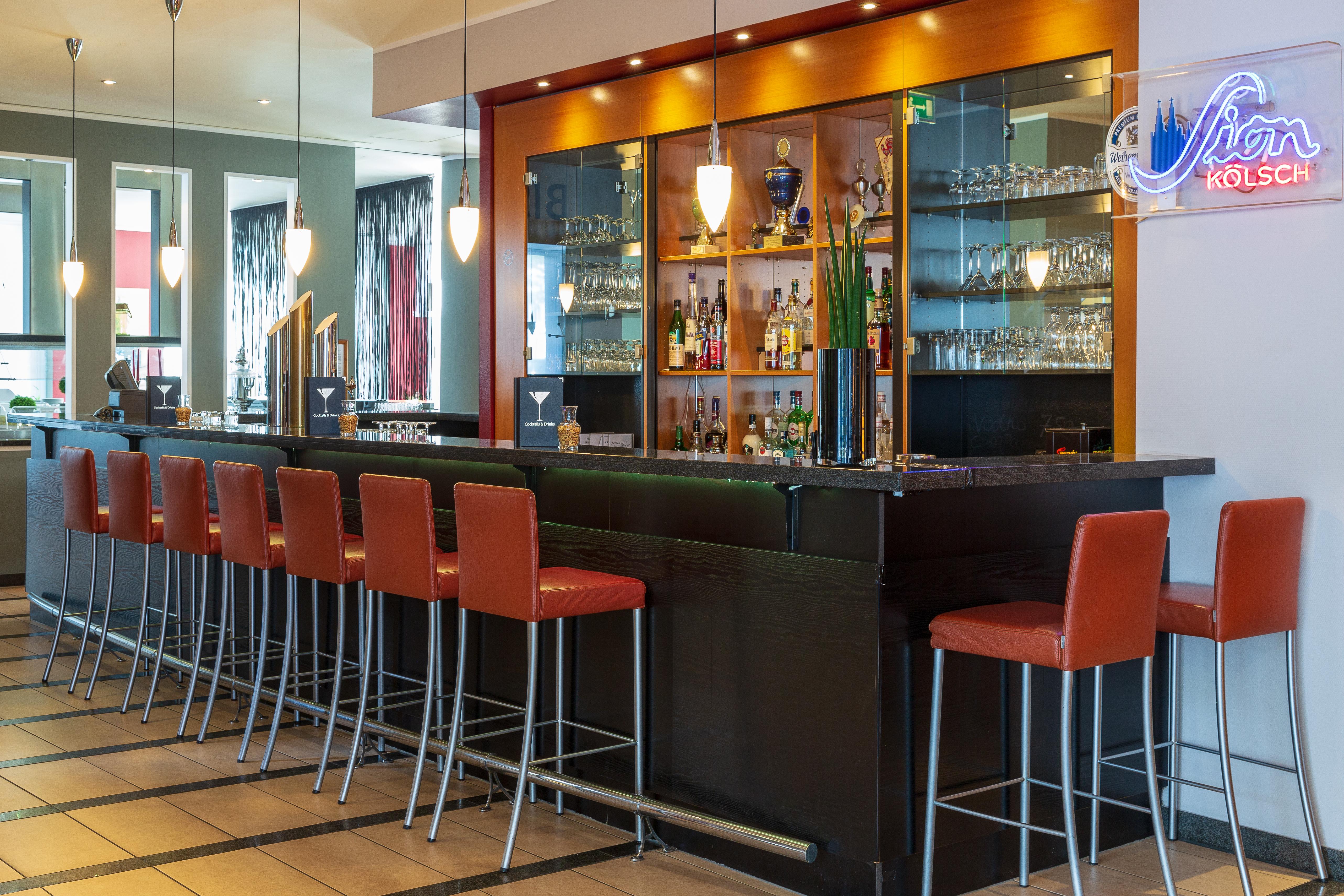 Plaza Premium Koeln Hotel Екстериор снимка
