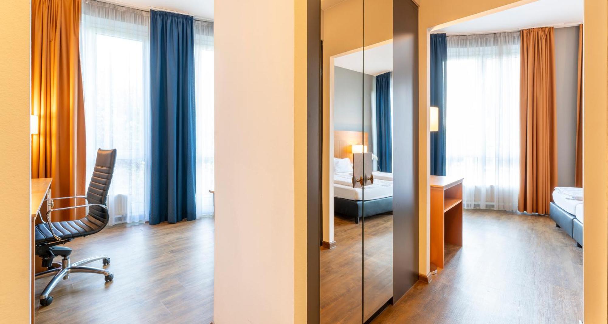 Plaza Premium Koeln Hotel Екстериор снимка