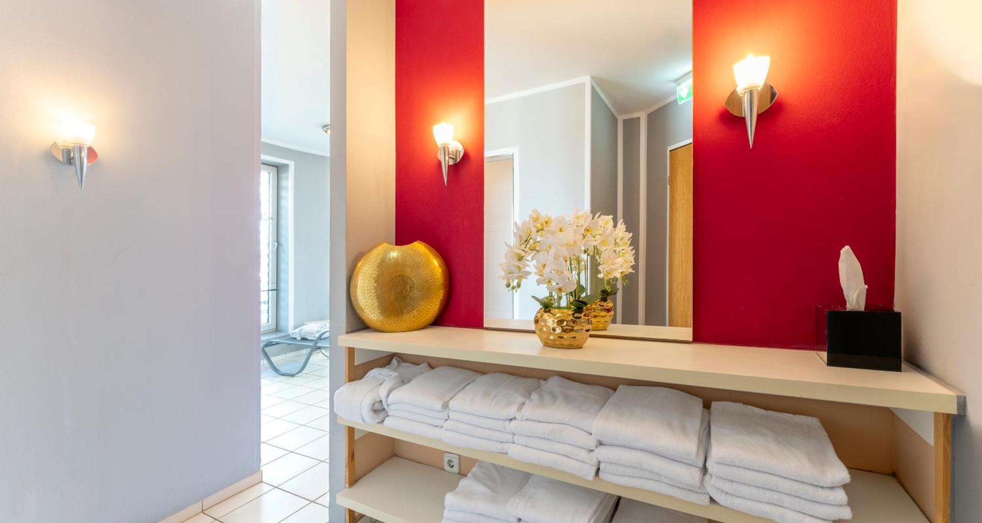 Plaza Premium Koeln Hotel Екстериор снимка