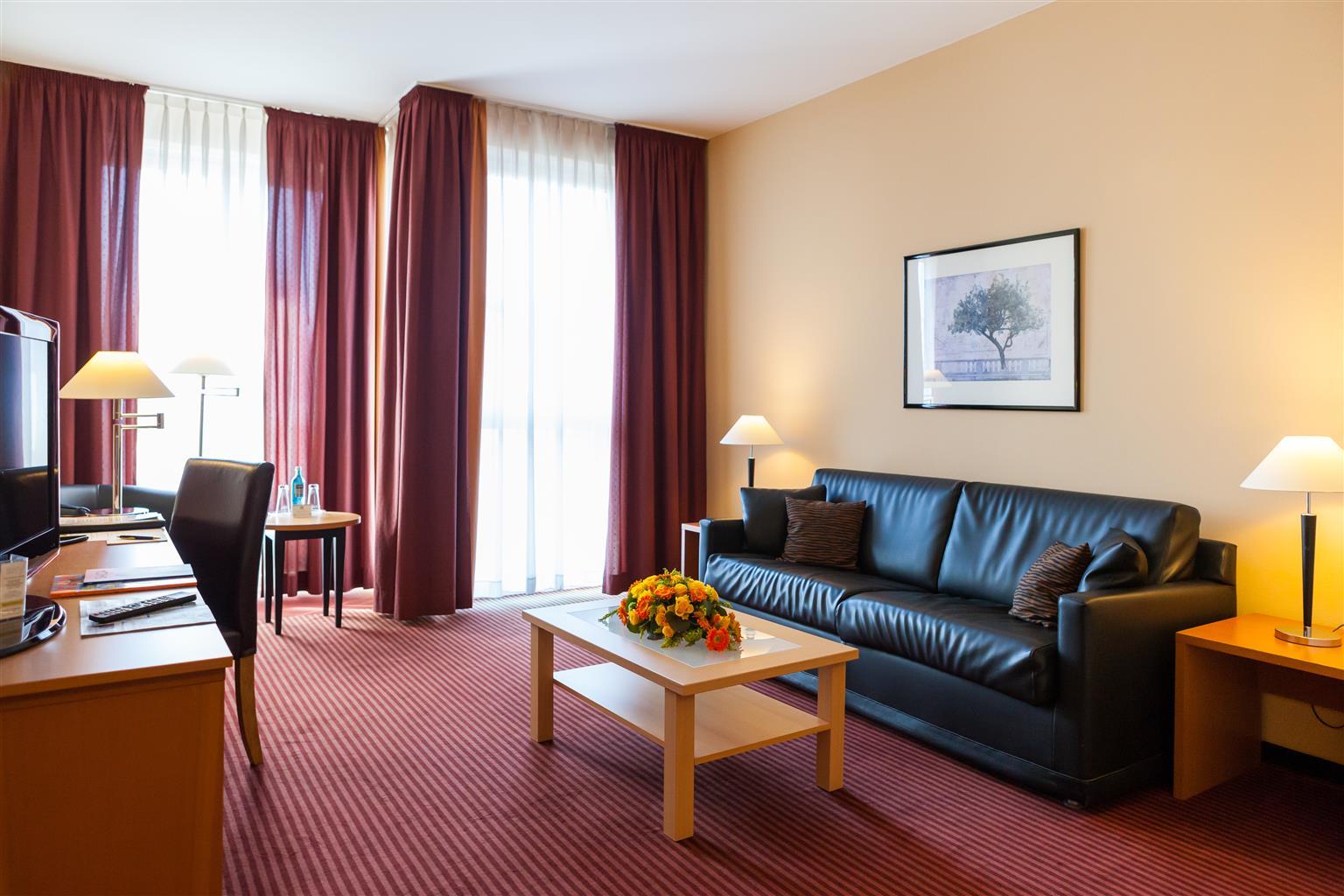 Plaza Premium Koeln Hotel Екстериор снимка